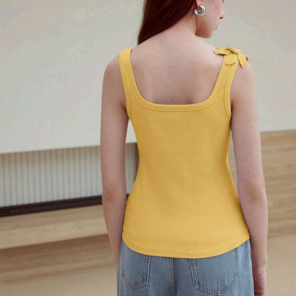 APPLIQUES RIB-KNIT TANK TOP - Picture 2 of 5